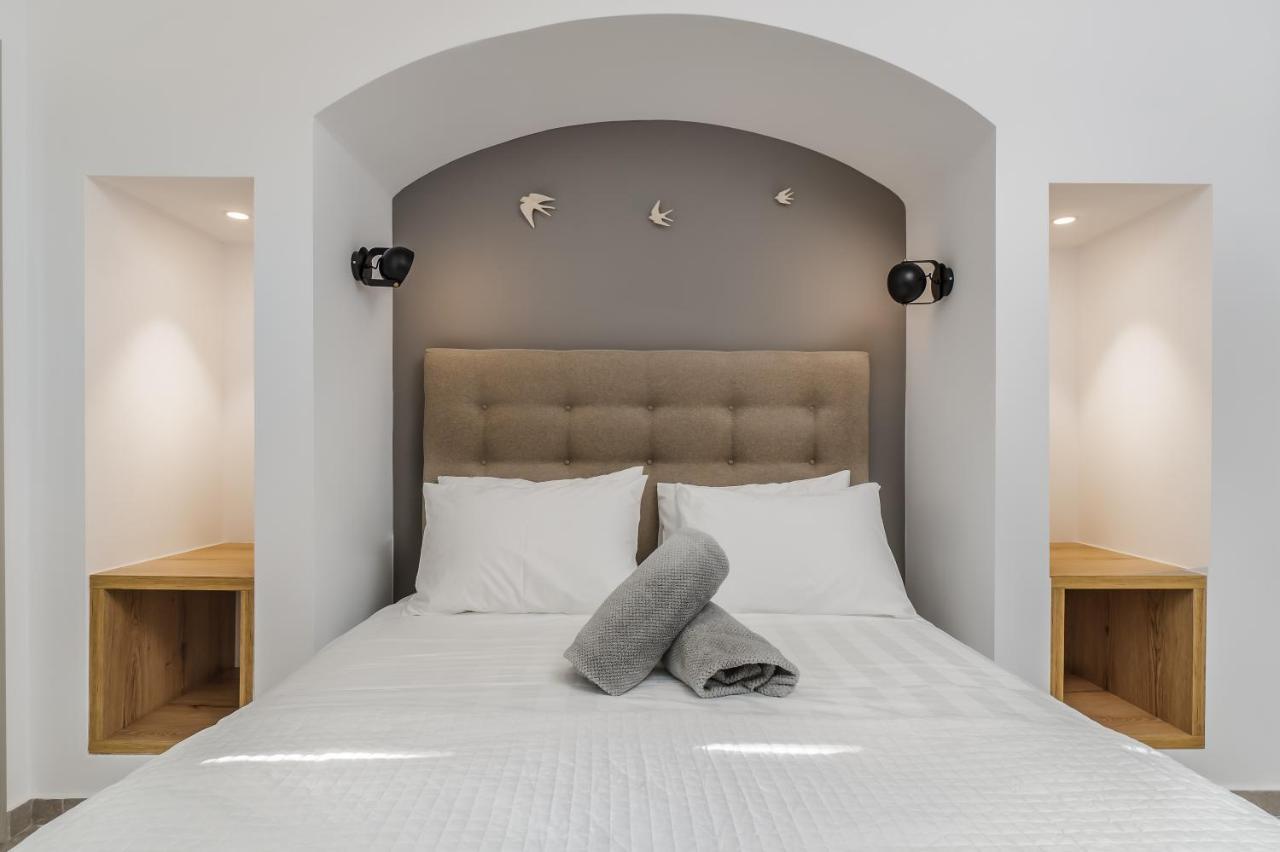 Symphony Suites Santorini Pyrgos Kallistis ภายนอก รูปภาพ